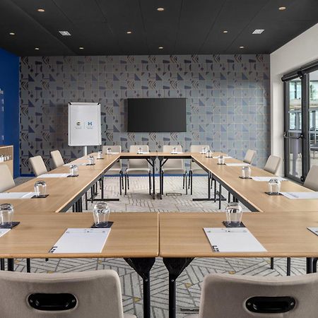 Hyatt Place Paris Charles De Gaulle Airport ロワシー・アン・フランス エクステリア 写真