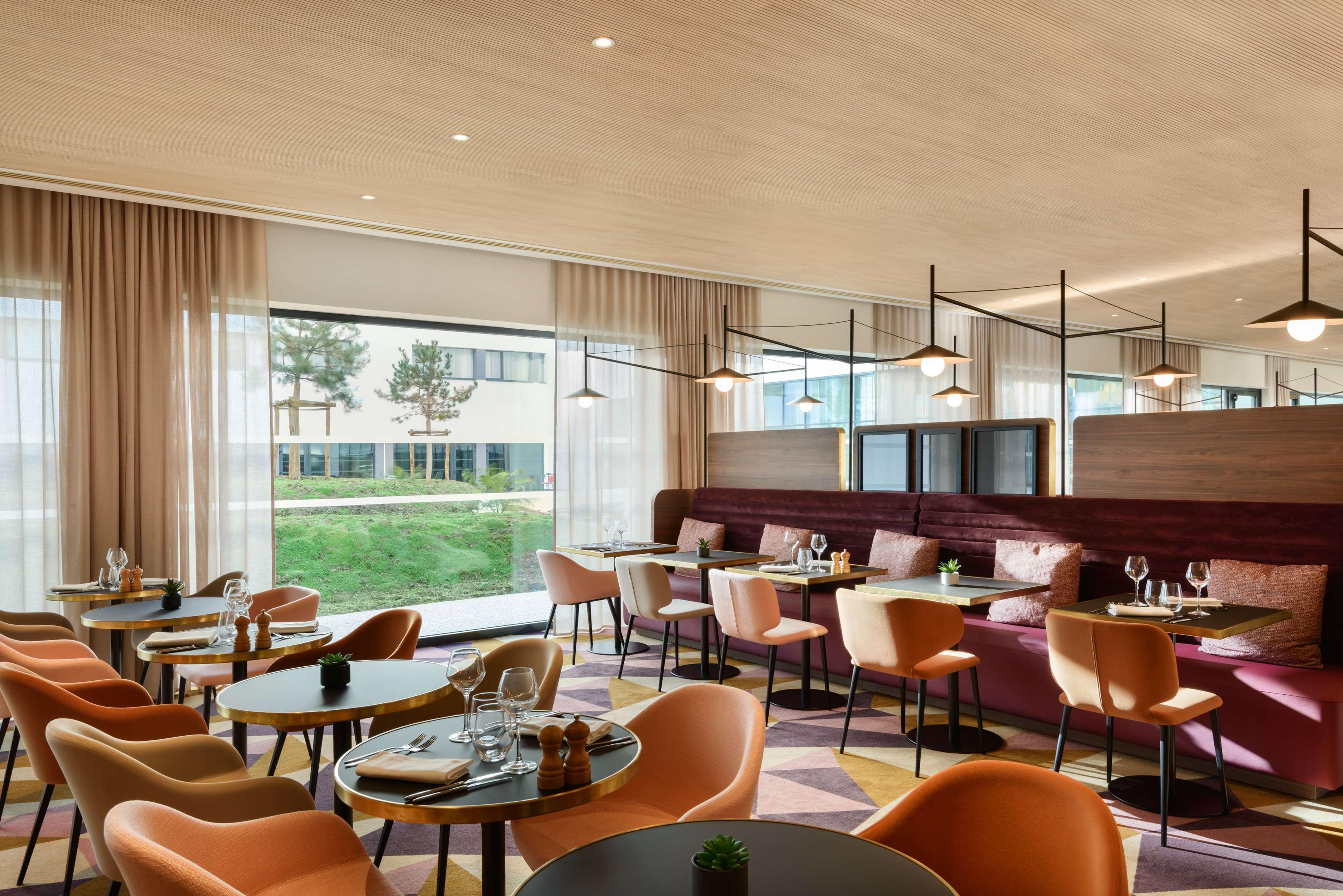 Hyatt Place Paris Charles De Gaulle Airport ロワシー・アン・フランス エクステリア 写真
