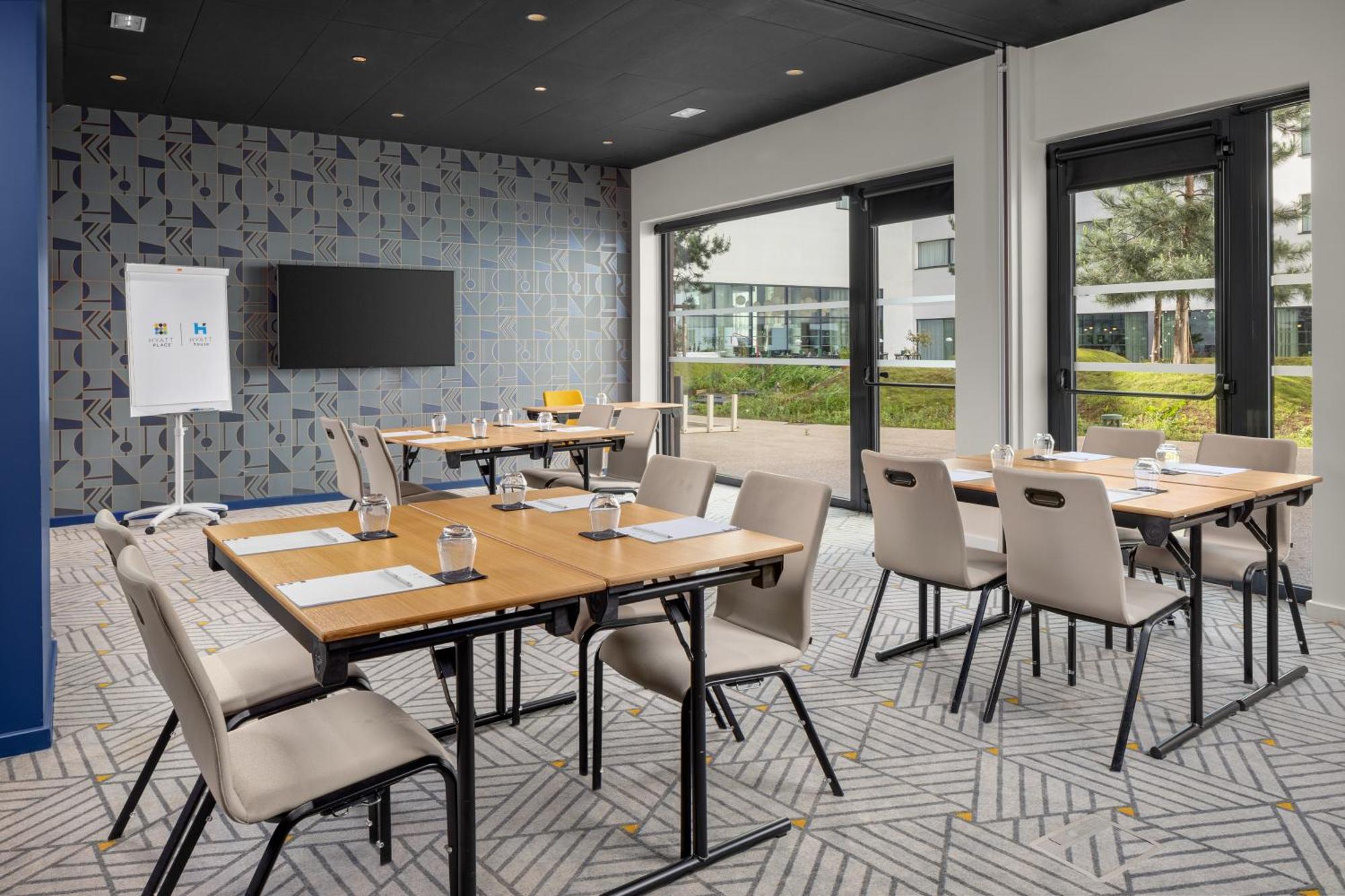 Hyatt Place Paris Charles De Gaulle Airport ロワシー・アン・フランス エクステリア 写真