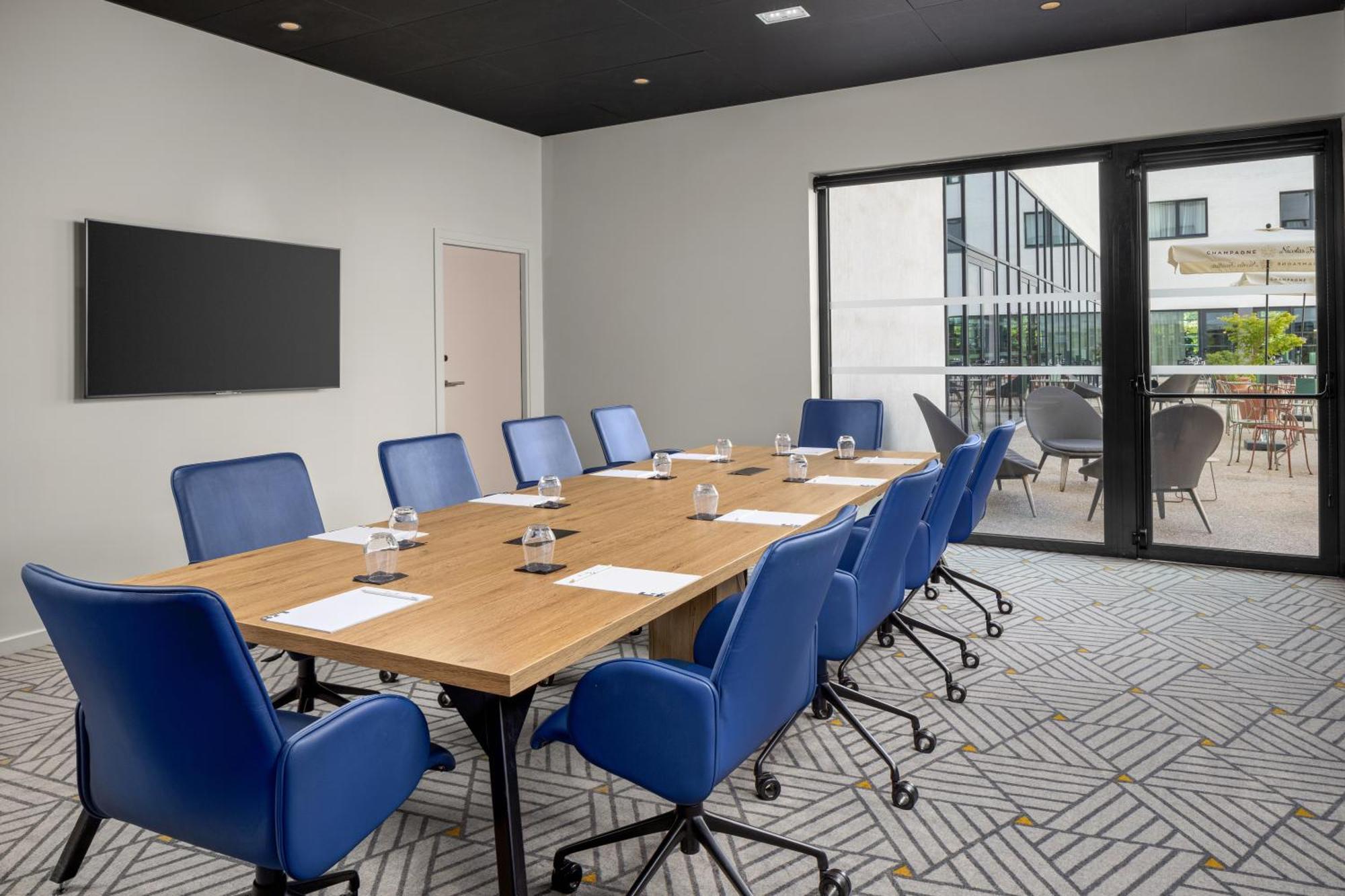 Hyatt Place Paris Charles De Gaulle Airport ロワシー・アン・フランス エクステリア 写真